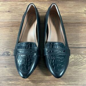 VIONIC ‘Savannah Penny Loafers Point Toe Flats Women’s Size 6 Shoes